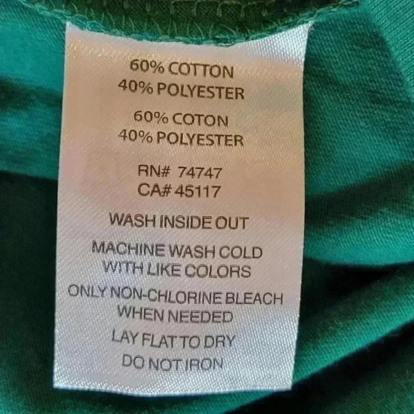 Red Head Brand Co. Merry Fishmas Green Longsleeve‎ Tshirt, Size XL - Picture 7 of 7